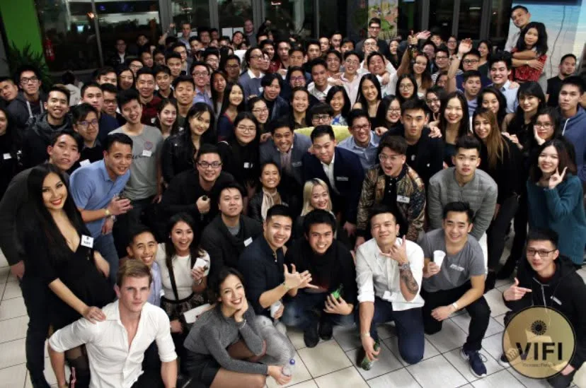 Thân gửi các bạn trẻ,