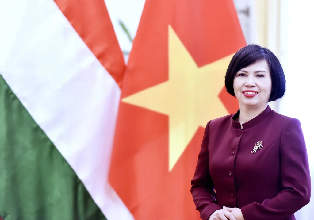 Kính gửi: Lãnh đạo Hiệp hội Người Việt Nam tại Hungary, các tổ chức Hội, Đoàn người Việt và toàn thể bà con cộng đồng người Việt…